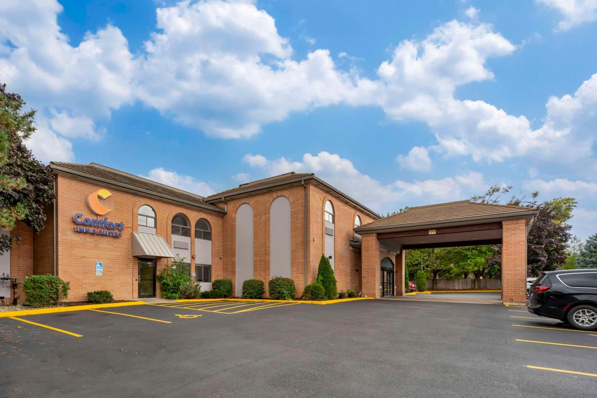 Comfort Inn & Suites Mundelein-Vernon Hills Экстерьер фото